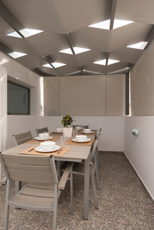 Petal Apartments Athens Luaran gambar
