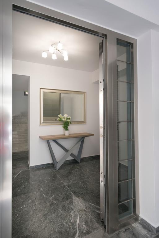 Petal Apartments Athens Luaran gambar